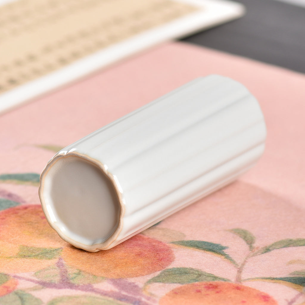 Ceramic Brush Holder – Ribbed Desk Organizer for Calligraphy & Painting close-up detail - BrushPaper.com