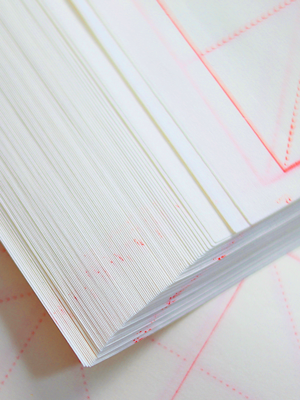 Mi Zi Ge guides for Chinese calligraphy, 100 Sheets side view - Chinese Xuan Paper by Red Star (紅星)