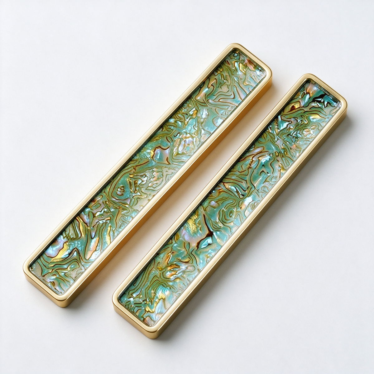 Rongbaozhai Brass Paperweight | Mother-of-Pearl Inlay Calligraphy Desk Weight